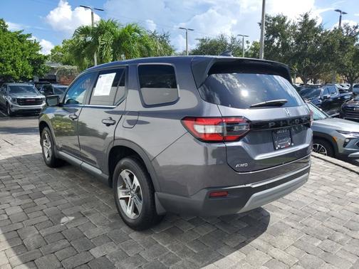 2023 Honda Pilot EX-L 7 Passenger