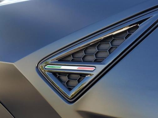 2021 Lamborghini Urus Base