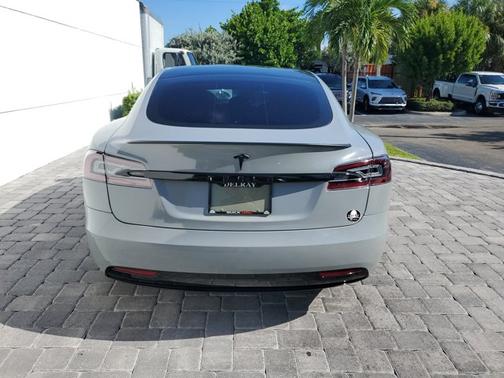 2020 Tesla Model S Performance
