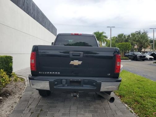 Black 2008 Chevrolet Silverado 2500 LT w/2LT