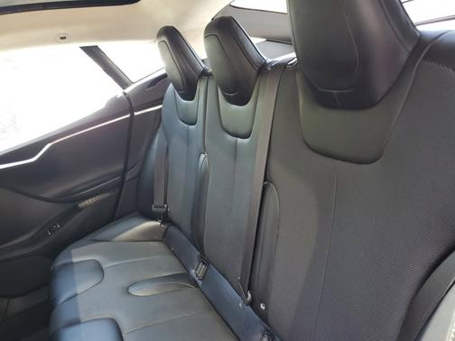 2016 Tesla Model S P100D