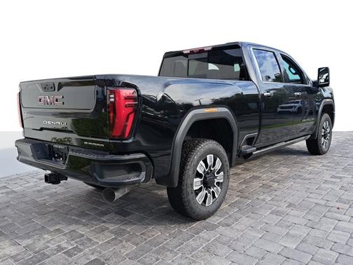 2025 GMC Sierra 2500 Denali