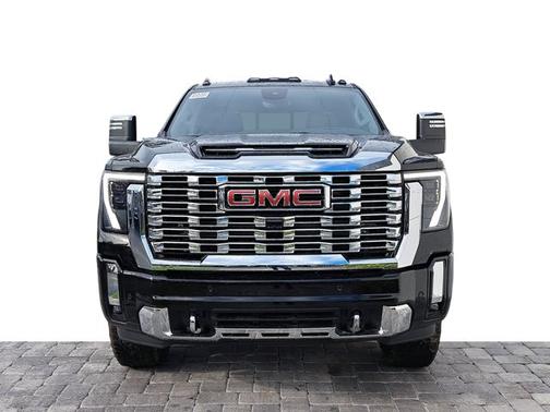 2025 GMC Sierra 2500 Denali