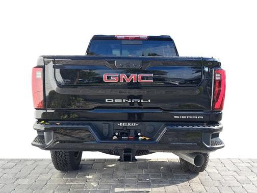 2025 GMC Sierra 2500 Denali