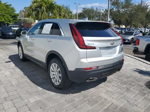 2020 Cadillac XT4 Luxury