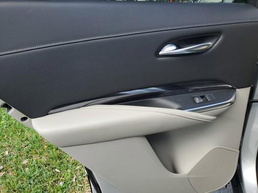 2020 Cadillac XT4 Luxury