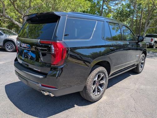 Onyx Black 2026 GMC Yukon AT4 Ultimate