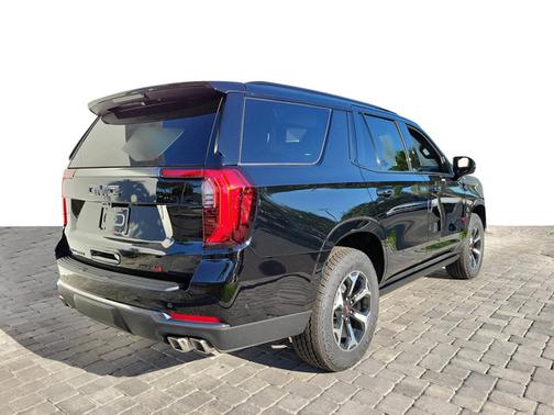 Onyx Black 2026 GMC Yukon AT4