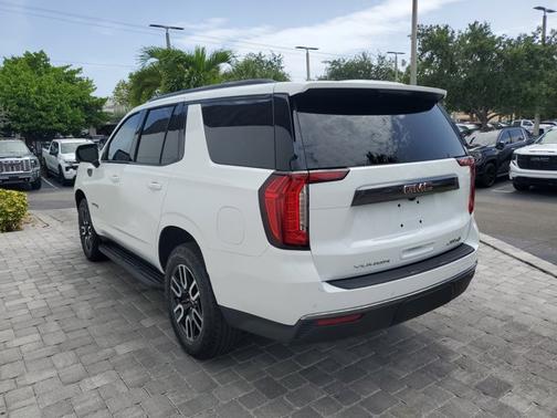 2024 GMC Yukon AT4