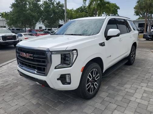 2024 GMC Yukon AT4