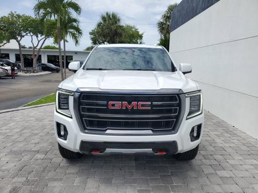 2024 GMC Yukon AT4