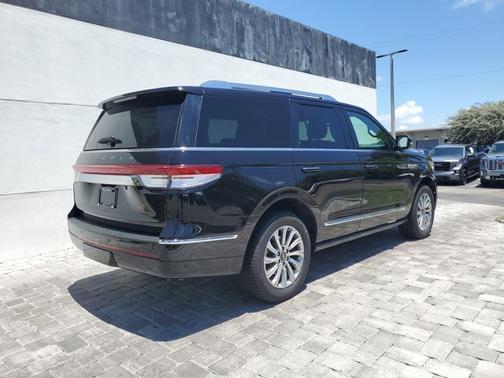 2024 Lincoln Navigator Premiere