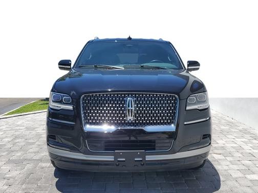 2024 Lincoln Navigator Premiere