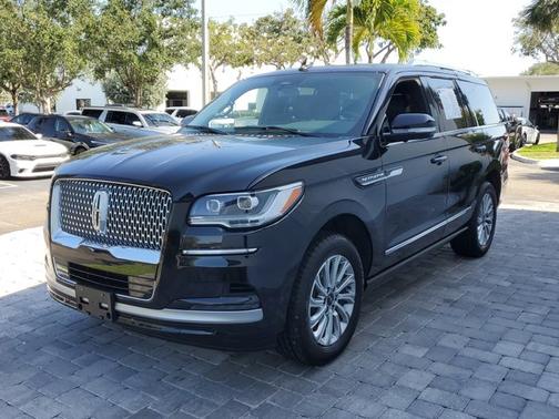 2024 Lincoln Navigator Premiere