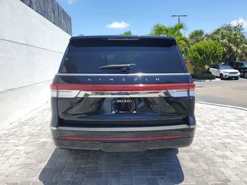 2024 Lincoln Navigator Premiere