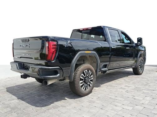 2025 GMC Sierra 2500 Denali