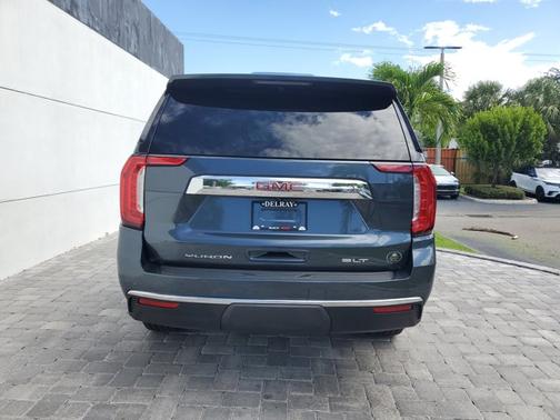 2021 GMC Yukon SLT