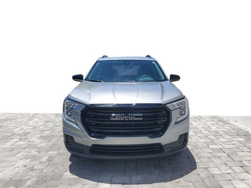 Sterling Metallic 2023 GMC Terrain SLE