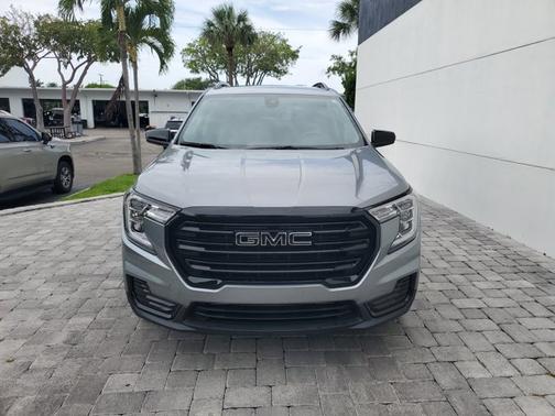 Sterling Metallic 2023 GMC Terrain SLE
