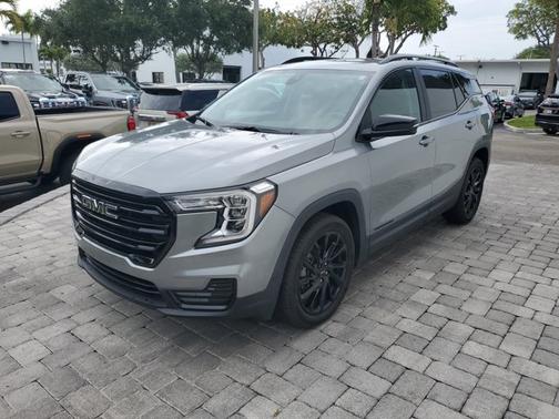 Sterling Metallic 2023 GMC Terrain SLE