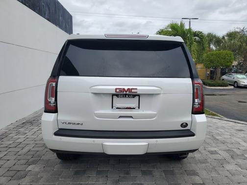 2019 GMC Yukon SLT