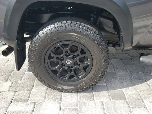 2022 Toyota Tacoma Base