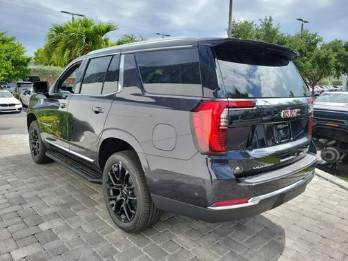 Titanium Rush Metallic 2026 GMC Yukon Elevation
