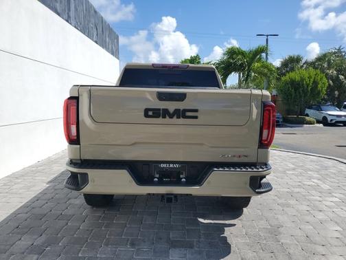 2022 GMC Sierra 1500 AT4X