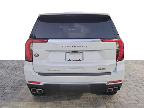 Glacier White Tricoat 2027 GMC Yukon Denali