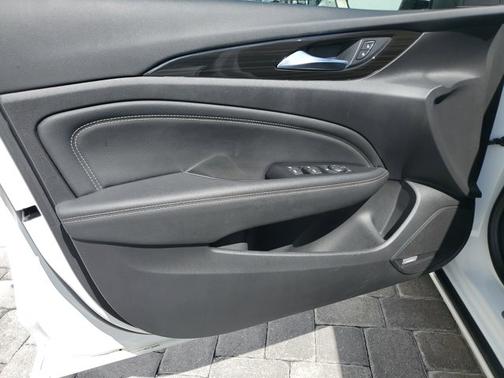2018 Buick Regal Sportback Preferred II