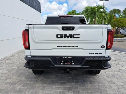 2024 GMC Sierra 1500 AT4X