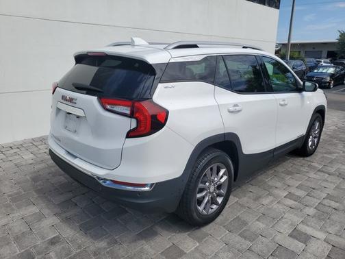 Summit White 2023 GMC Terrain SLT