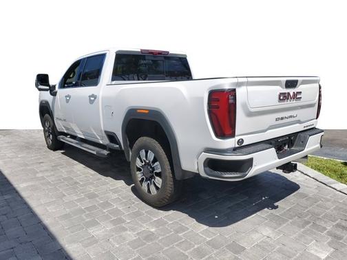 2025 GMC Sierra 2500 Denali