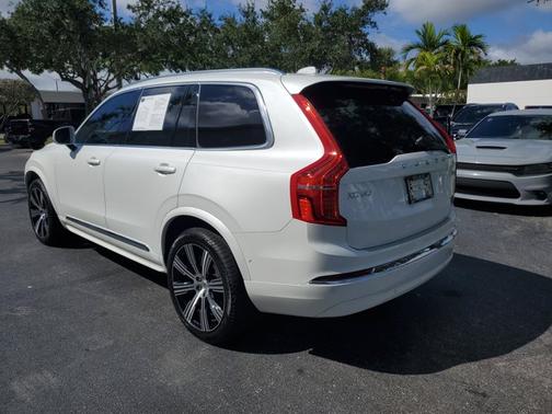 2025 Volvo XC90 Plus