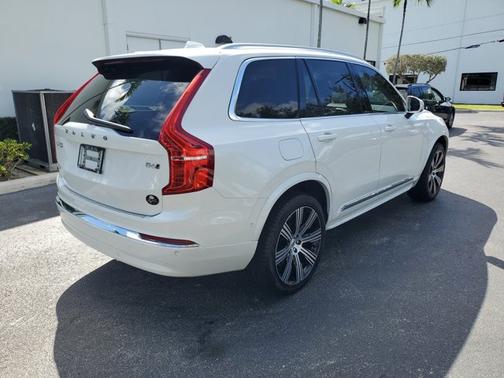 2025 Volvo XC90 Plus