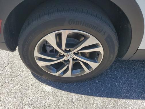 2022 Buick Envision Essence