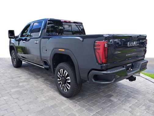 2025 GMC Sierra 2500 Denali