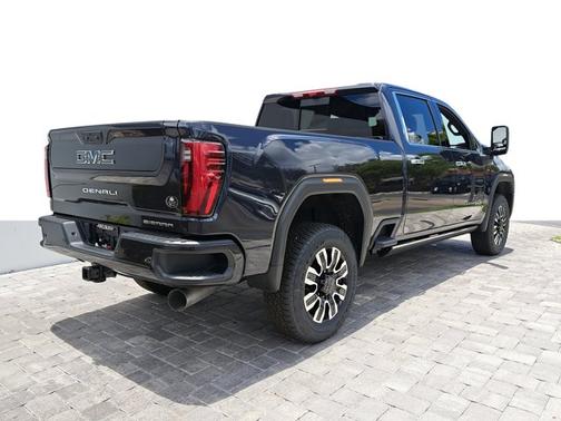 2025 GMC Sierra 2500 Denali