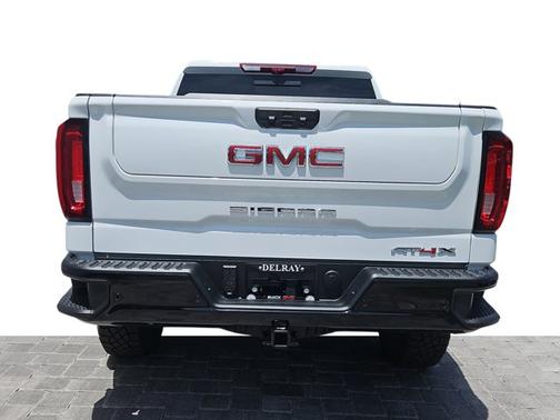 2025 GMC Sierra 1500 AT4X