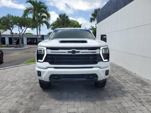 Summit White 2024 Chevrolet Silverado 2500 LTZ