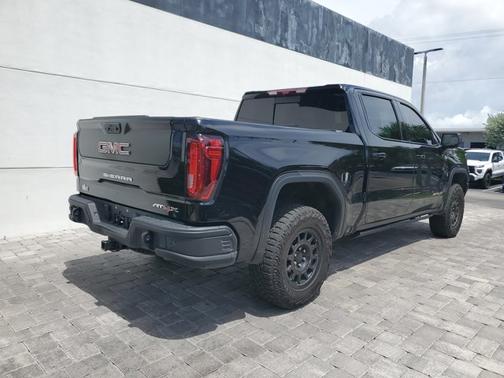 Onyx Black 2024 GMC Sierra 1500 AT4X