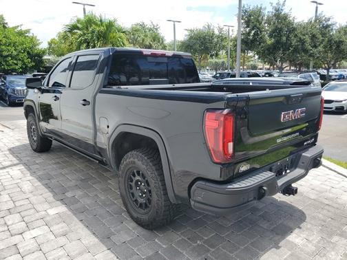 Onyx Black 2024 GMC Sierra 1500 AT4X