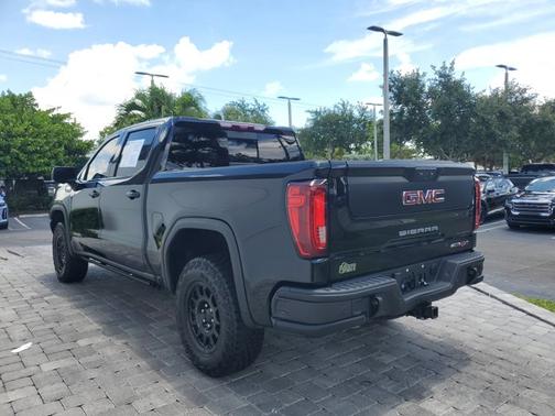 Onyx Black 2024 GMC Sierra 1500 AT4X
