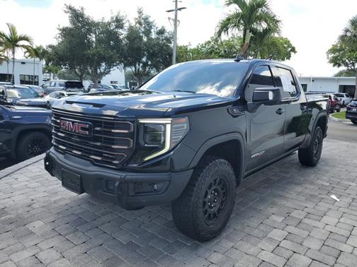 Onyx Black 2024 GMC Sierra 1500 AT4X