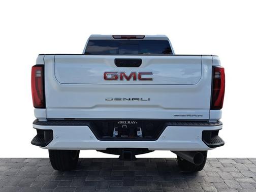 2025 GMC Sierra 2500 Denali