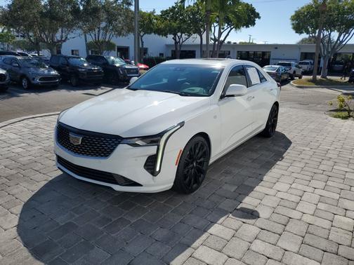 2023 Cadillac CT4 Premium Luxury