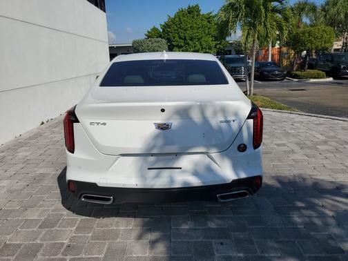 2023 Cadillac CT4 Premium Luxury