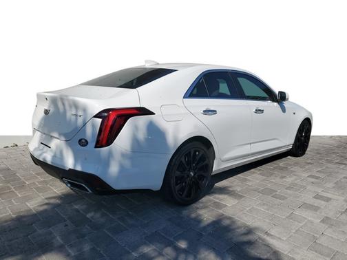 2023 Cadillac CT4 Premium Luxury