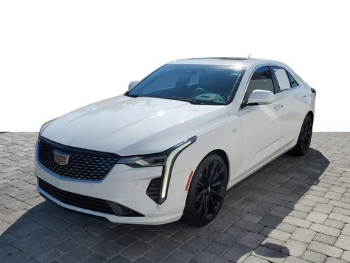 2023 Cadillac CT4 Premium Luxury