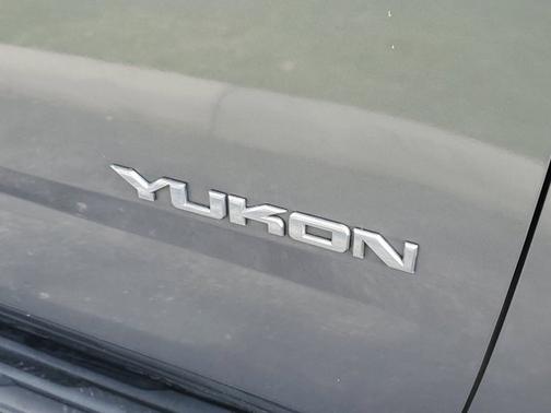 2020 GMC Yukon SLT